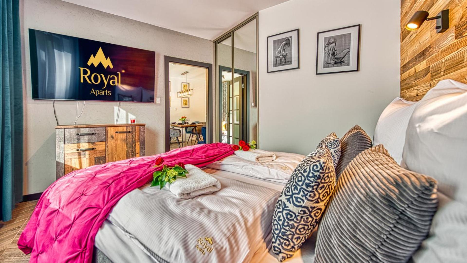 Apartamenty Z Basenem I Saunami Stone Hill Resort Vip Centrum By Royal Aparts Шклярска-Поремба Экстерьер фото