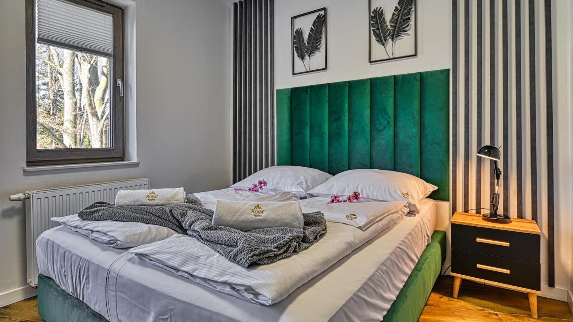 Apartamenty Z Basenem I Saunami Stone Hill Resort Vip Centrum By Royal Aparts Шклярска-Поремба Экстерьер фото